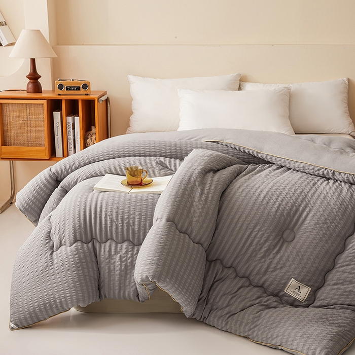 91家纺网 家纺一手货源 找家纺 （总）欢乐季 2025新款7A抗菌A类双喷提花泡泡棉大豆被四季被+被芯