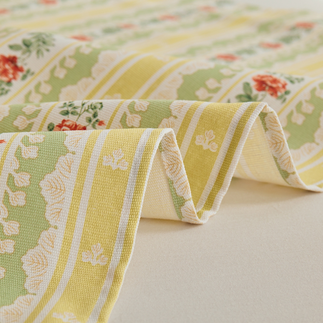 91家纺网 家纺一手货源 找家纺 青泽家纺 2025新款原棉标老粗布系列床单三件套 花漾