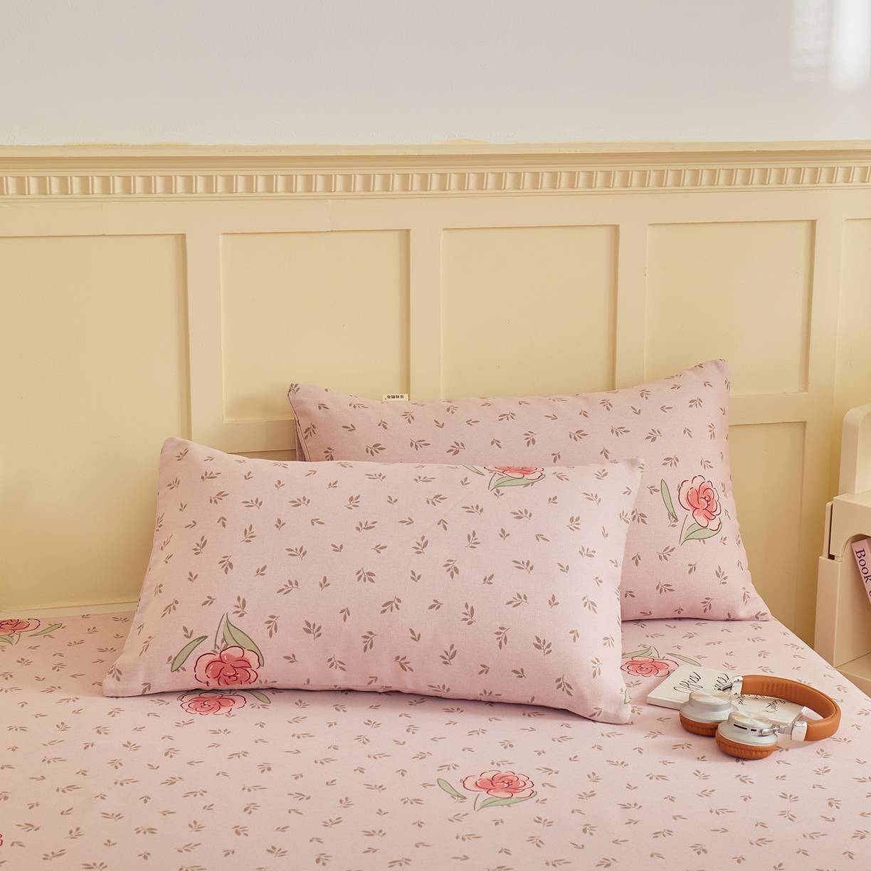 91家纺网 家纺一手货源 找家纺 青泽家纺 2025新款原棉标老粗布系列床单三件套 浪漫花语