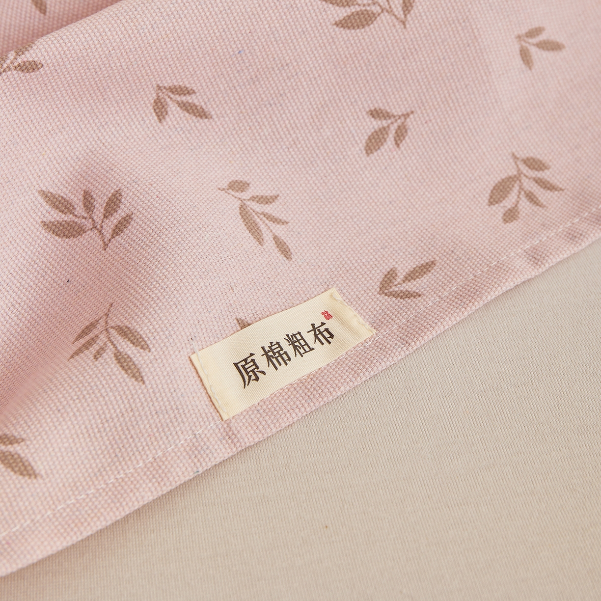 91家纺网 家纺一手货源 找家纺 青泽家纺 2025新款原棉标老粗布系列床单三件套 浪漫花语