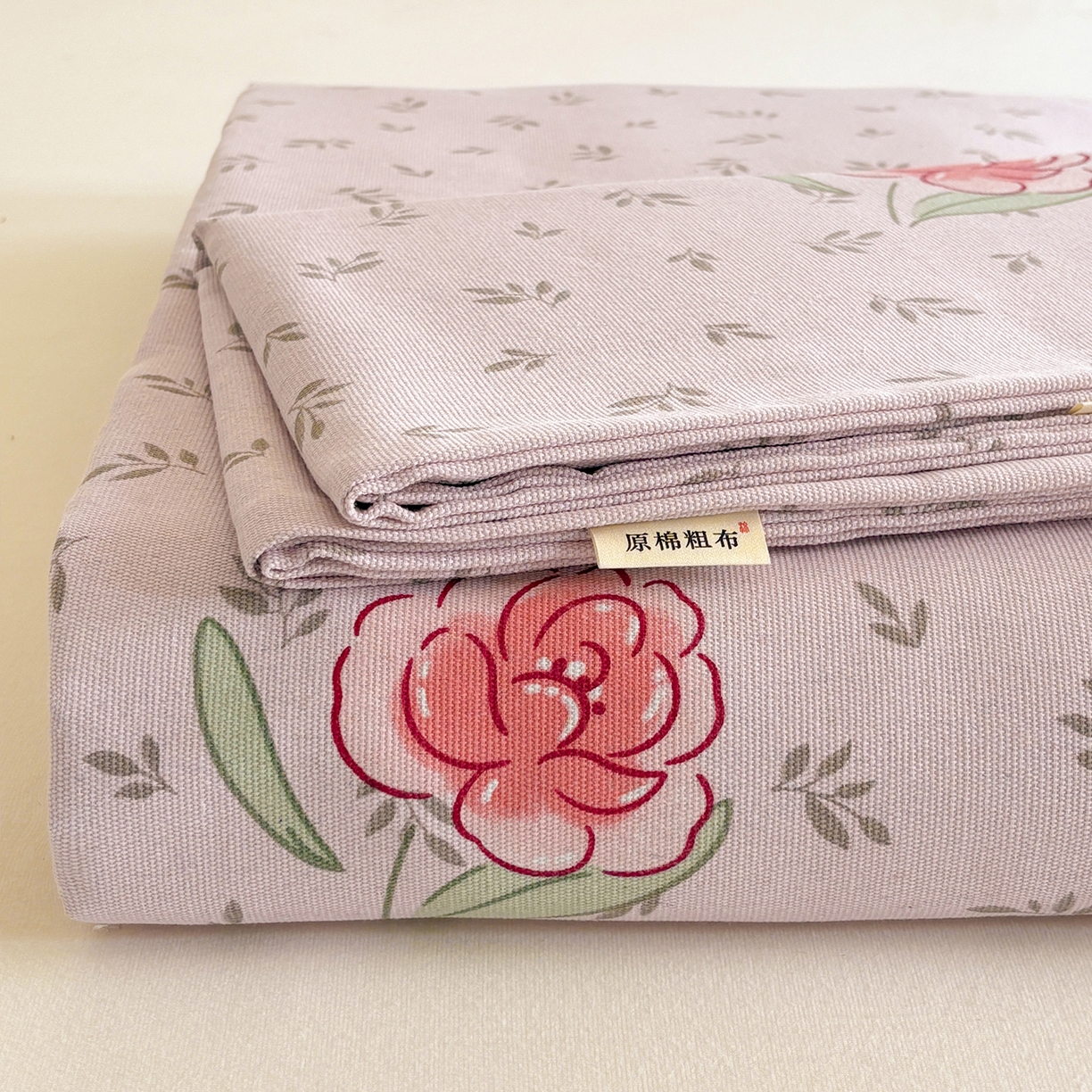 91家纺网 家纺一手货源 找家纺 青泽家纺 2025新款原棉标老粗布系列床单三件套 浪漫花语