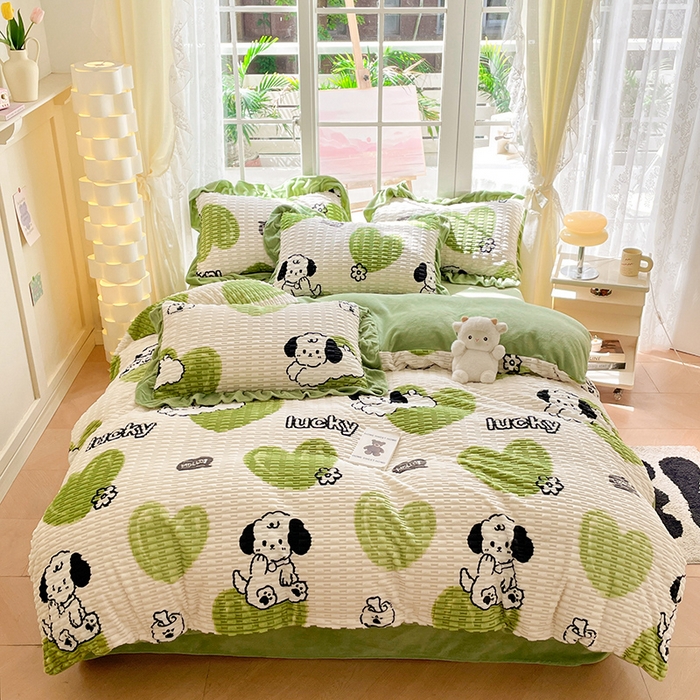 91家纺网 家纺一手货源 找家纺 摩妮卡 2025新款提花豆豆绒卡通印花牛奶绒四件套 萌趣狗