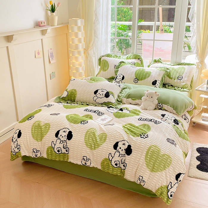 91家纺网 家纺一手货源 找家纺 摩妮卡 2025新款提花豆豆绒卡通印花牛奶绒四件套 萌趣狗