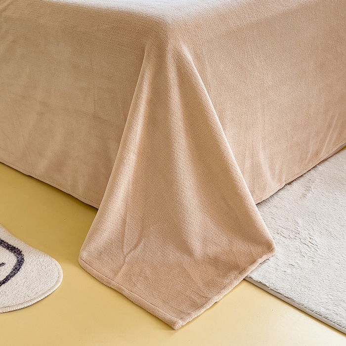 91家纺网 家纺一手货源 找家纺 摩妮卡 2025新款提花豆豆绒卡通印花牛奶绒四件套 萌兔花园