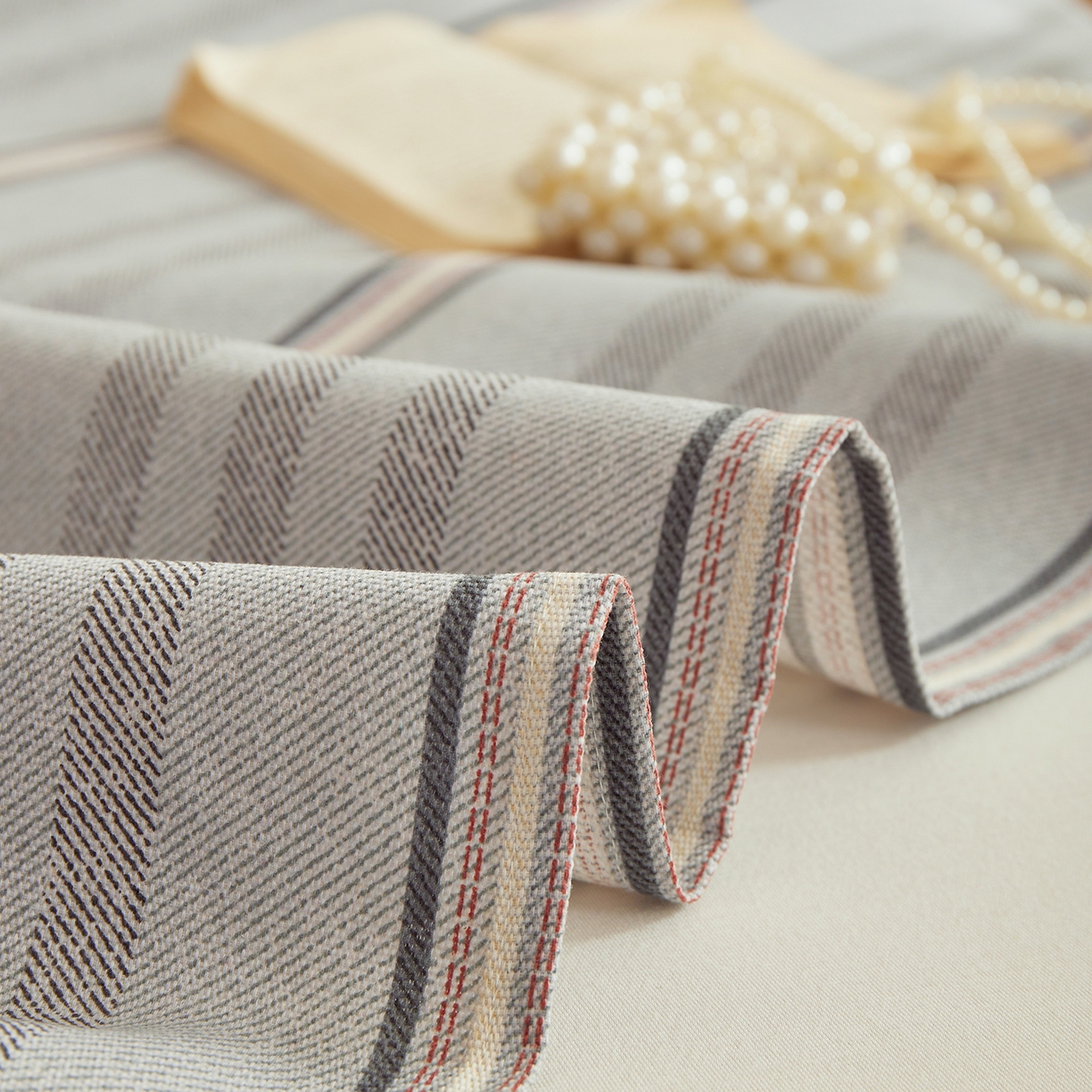 91家纺网 家纺一手货源 找家纺 青泽家纺 2025新款原棉标老粗布系列床单三件套 时尚灰