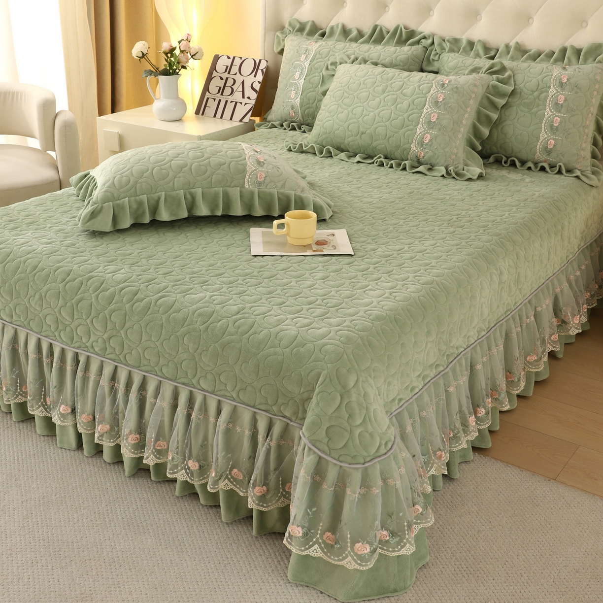 91家纺网 家纺一手货源 找家纺 （总）能好家纺 2025新款牛奶绒刺绣床盖单床盖床盖单件