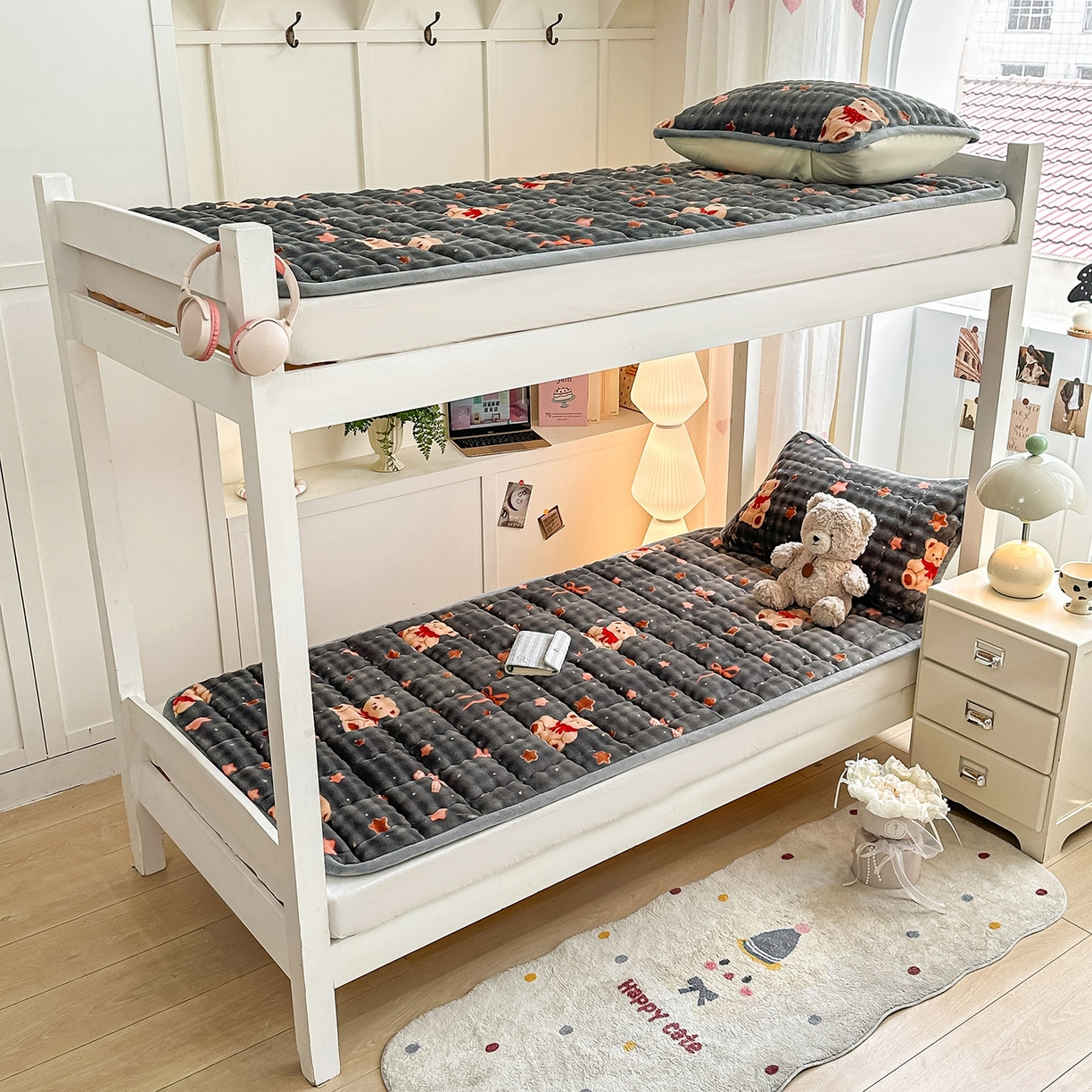 91家纺网 家纺一手货源 找家纺 眠势力 2025新款牛奶绒泡泡床褥加绒仿兔毛绒床褥子秋冬保暖珊瑚绒夹棉学生上下铺床护垫 星星小熊