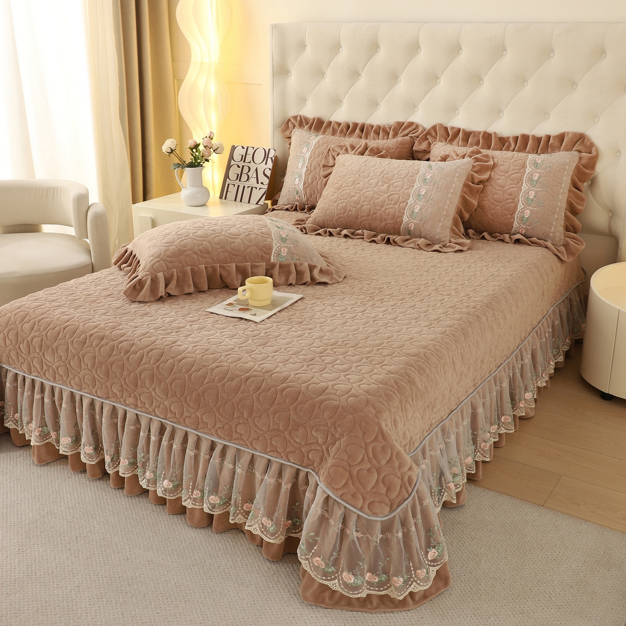 91家纺网 家纺一手货源 找家纺 （总）能好家纺 2025新款牛奶绒刺绣床盖单床盖床盖单件