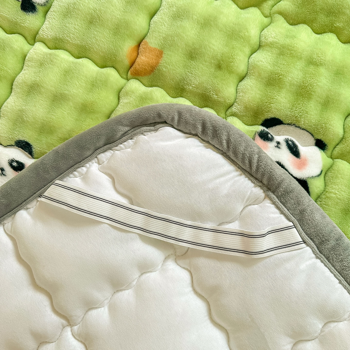 91家纺网 家纺一手货源 找家纺 眠势力 2025新款牛奶绒泡泡床褥加绒仿兔毛绒床褥子秋冬保暖珊瑚绒夹棉学生上下铺床护垫 熊猫