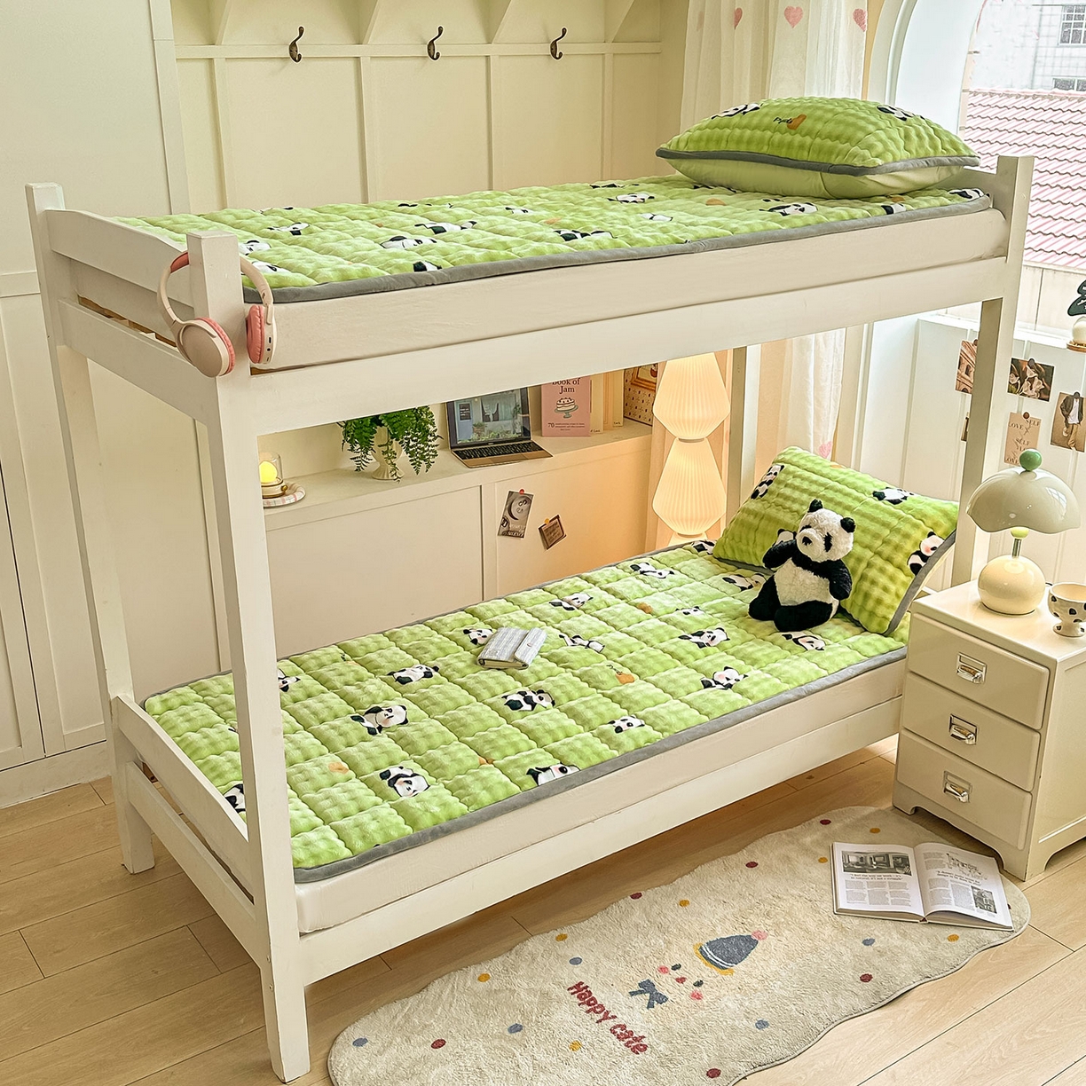 91家纺网 家纺一手货源 找家纺 眠势力 2025新款牛奶绒泡泡床褥加绒仿兔毛绒床褥子秋冬保暖珊瑚绒夹棉学生上下铺床护垫 熊猫