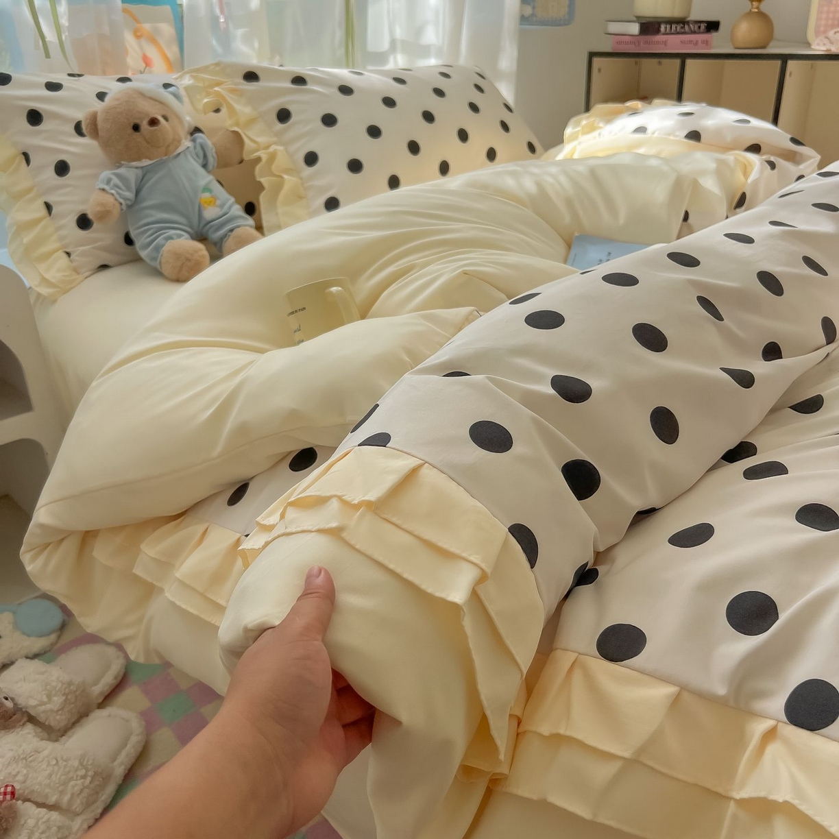 91家纺网 家纺一手货源 找家纺 （总）子钦家纺 2025新款云朵棉水洗棉双花边奶油花边仙女风床单床笠床裙四件套