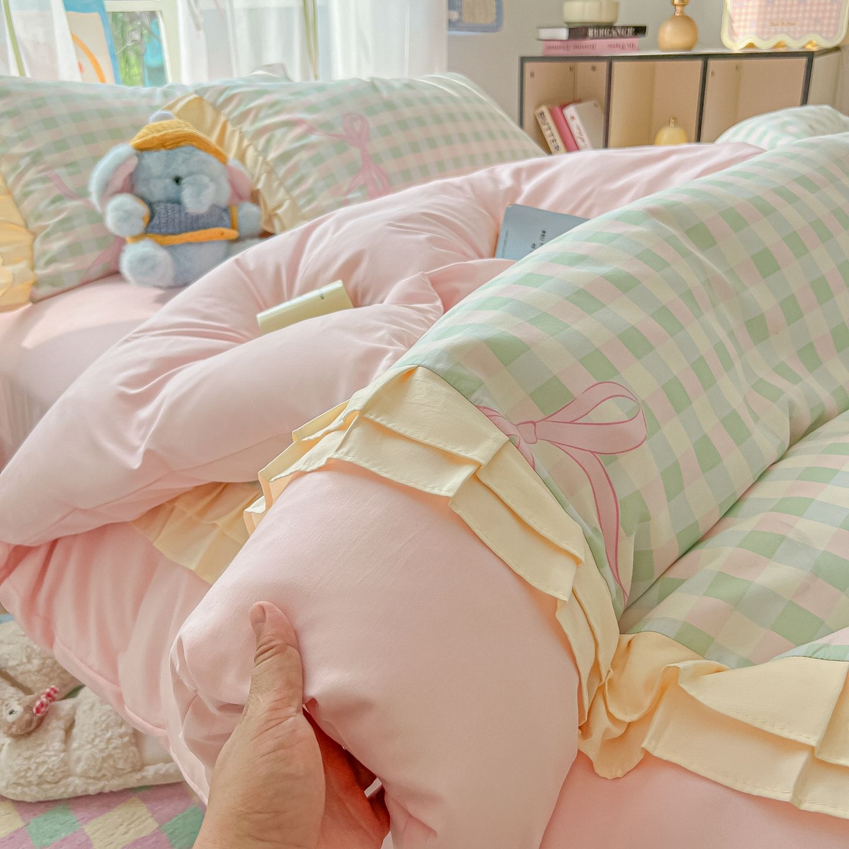 91家纺网 家纺一手货源 找家纺 （总）子钦家纺 2025新款云朵棉水洗棉双花边奶油花边仙女风床单床笠床裙四件套