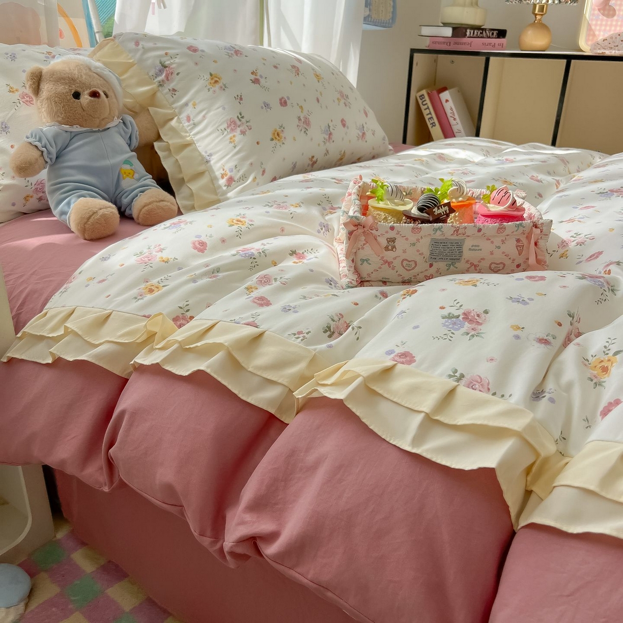 91家纺网 家纺一手货源 找家纺 （总）子钦家纺 2025新款云朵棉水洗棉双花边奶油花边仙女风床单床笠床裙四件套