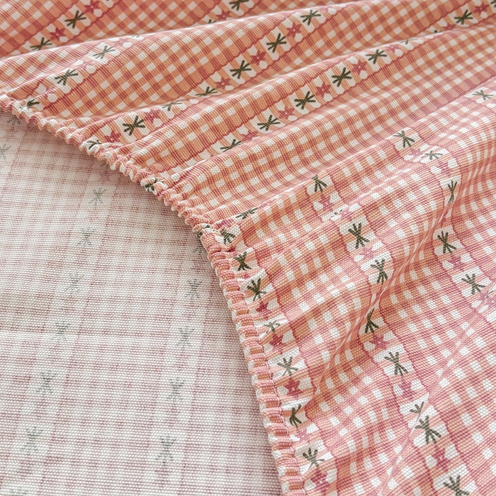 91家纺网 家纺一手货源 找家纺 青泽家纺 2025新款原棉老粗布床笠系列 粉黛