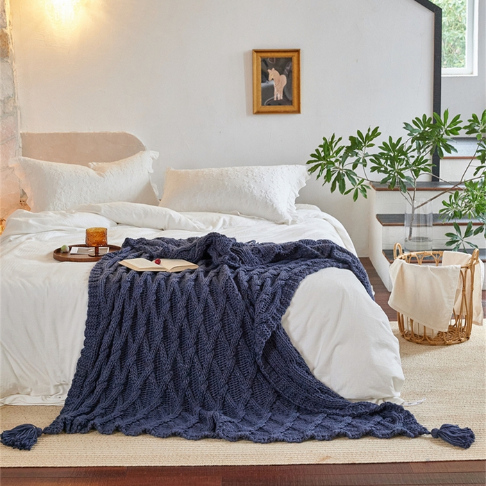 91家纺网 家纺一手货源 找家纺 （总）暖绵绵家纺 2025新款柔软舒适立体编制针织毯-索尔曼