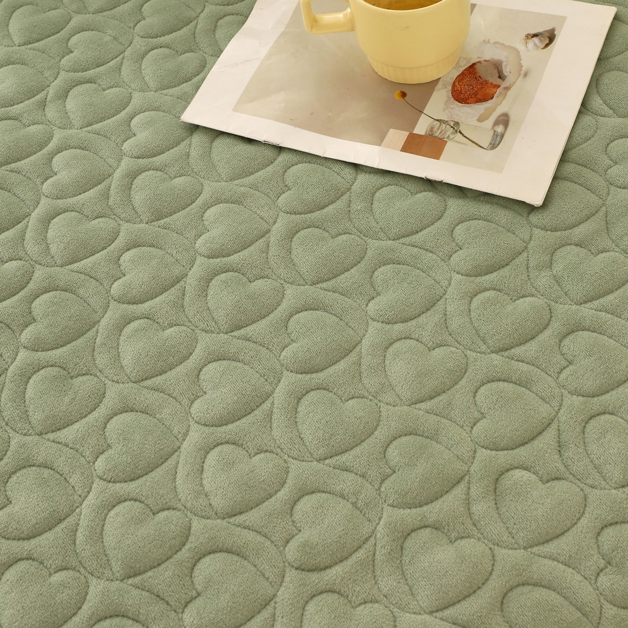 91家纺网 家纺一手货源 找家纺 能好家纺 2025新款牛奶绒刺绣床盖单床盖床盖单件 果绿