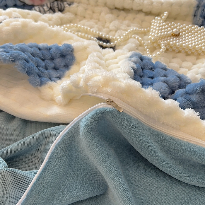 91家纺网 家纺一手货源 找家纺 摩妮卡 2025新款提花豆豆绒卡通印花牛奶绒四件套 兔小宝