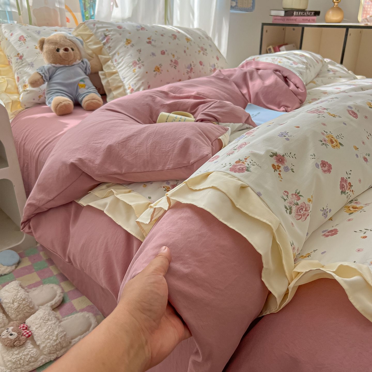 91家纺网 家纺一手货源 找家纺 （总）子钦家纺 2025新款云朵棉水洗棉双花边奶油花边仙女风床单床笠床裙四件套