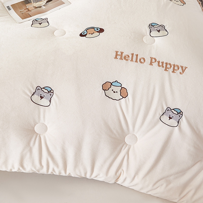 91家纺网 家纺一手货源 找家纺 （总）欢乐季2025新款刺绣零压绒恒温大豆被四季被+被芯