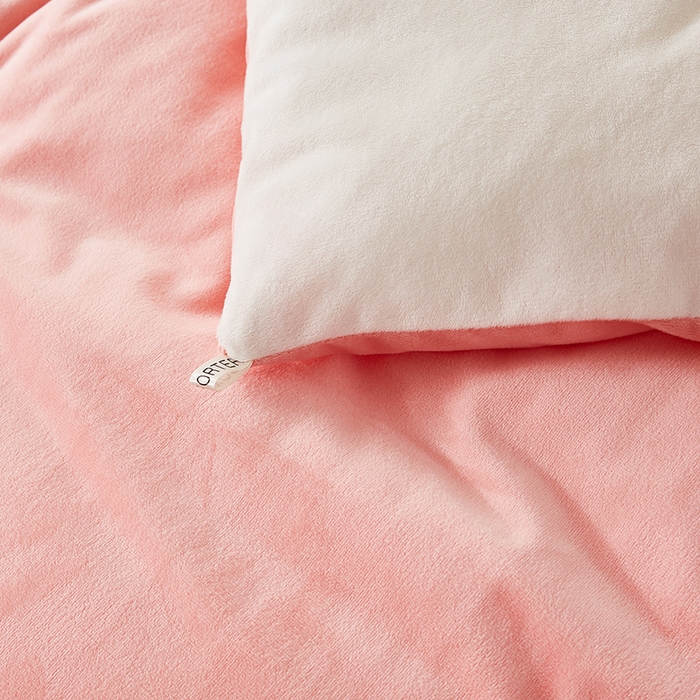 91家纺网 家纺一手货源 找家纺 欢乐季2025新款刺绣零压绒恒温大豆被四季被+被芯（可以开发票—专票8个点） 猫咪