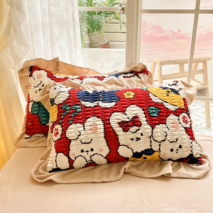 91家纺网 家纺一手货源 找家纺 摩妮卡 2025新款提花豆豆绒卡通印花牛奶绒四件套 芽蜜