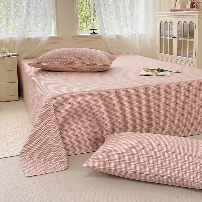 91家纺网 家纺一手货源 找家纺 青泽家纺 2025新款原棉标老粗布系列床单三件套 粉黛