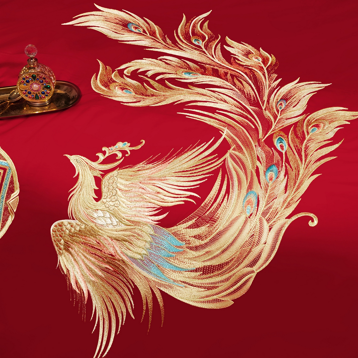 91家纺网 家纺一手货源 找家纺 柏拉图 2025新款100s长绒棉贡缎提花重工艺刺绣婚庆四件套多件套 龙姿凤采