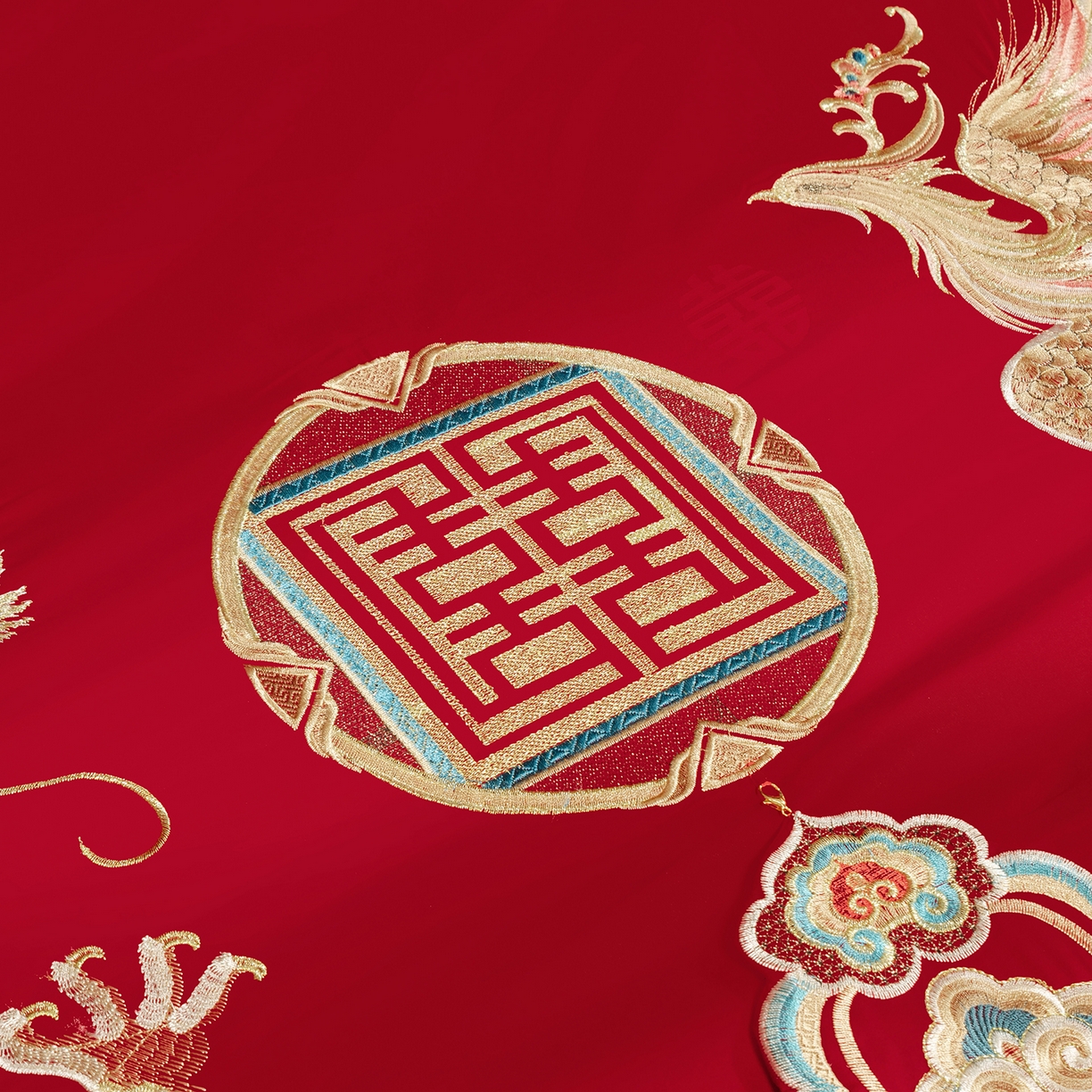 91家纺网 家纺一手货源 找家纺 柏拉图 2025新款100s长绒棉贡缎提花重工艺刺绣婚庆四件套多件套 龙姿凤采