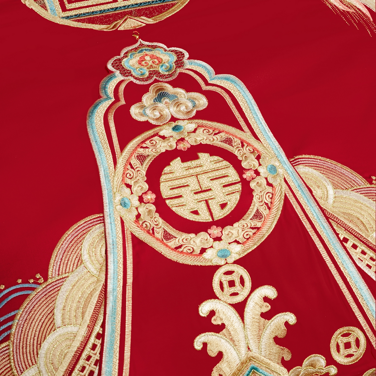 91家纺网 家纺一手货源 找家纺 柏拉图 2025新款100s长绒棉贡缎提花重工艺刺绣婚庆四件套多件套 龙姿凤采