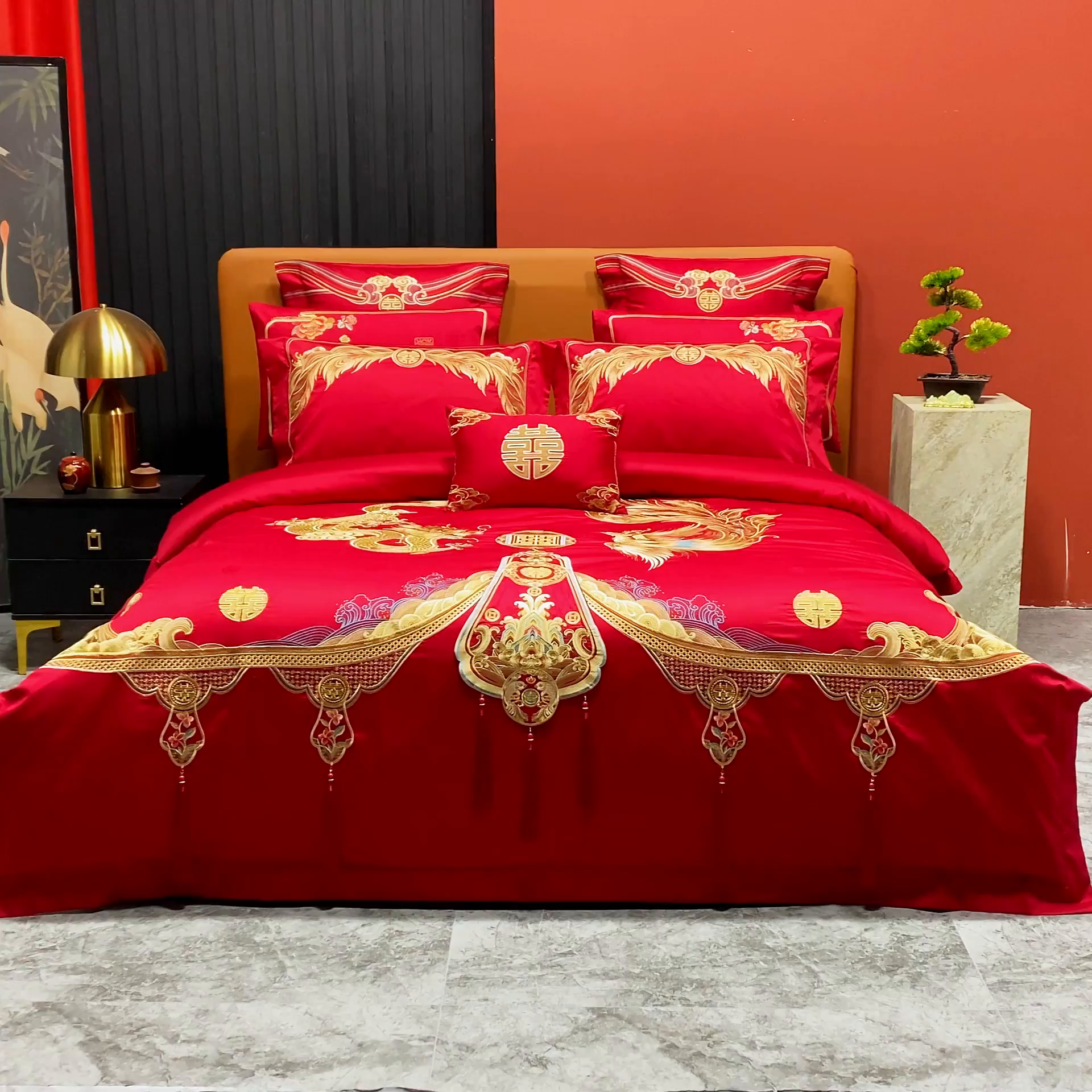 91家纺网 家纺一手货源 找家纺 柏拉图 2025新款100s长绒棉贡缎提花重工艺刺绣婚庆四件套多件套 龙姿凤采