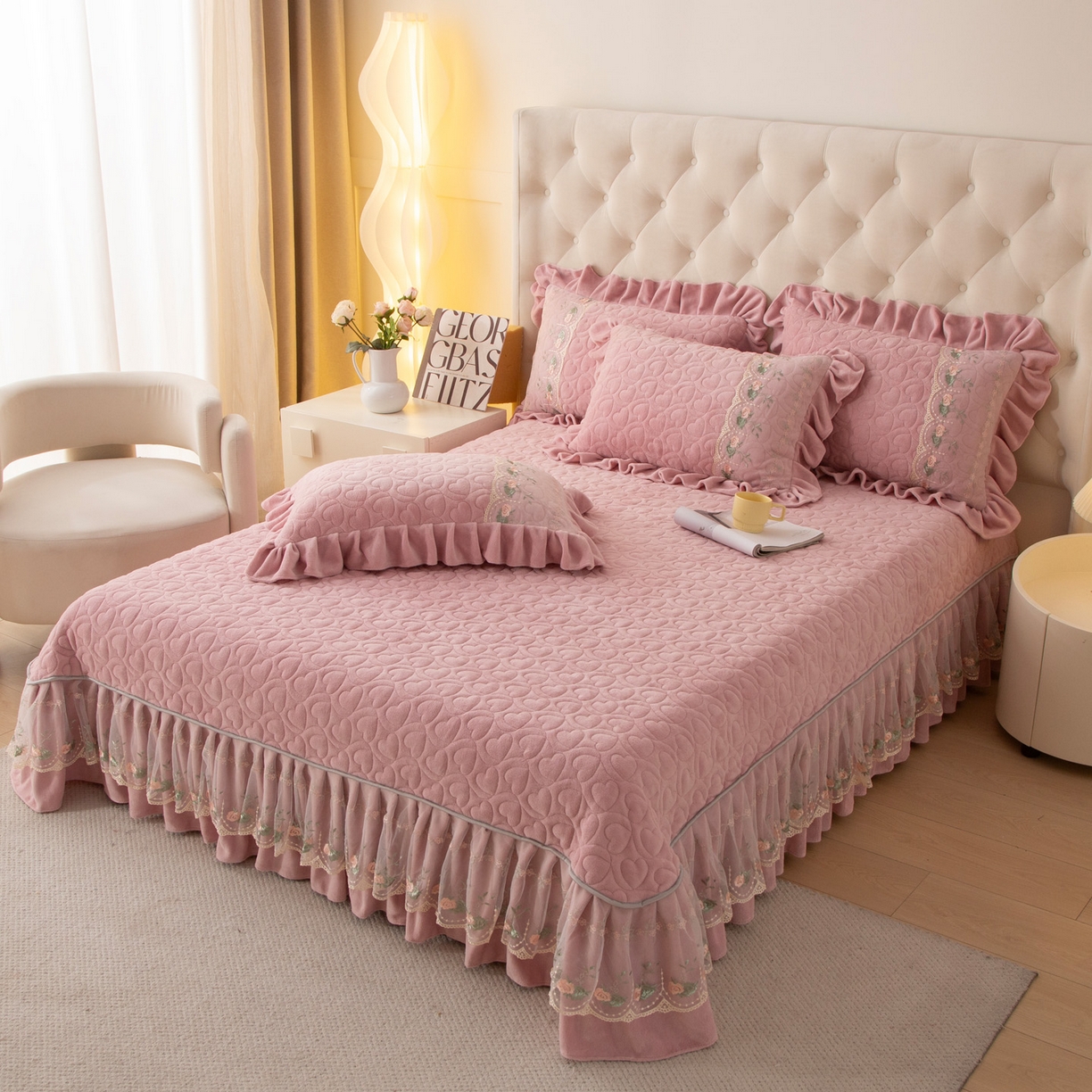 91家纺网 家纺一手货源 找家纺 （总）能好家纺 2025新款牛奶绒刺绣床盖四件套