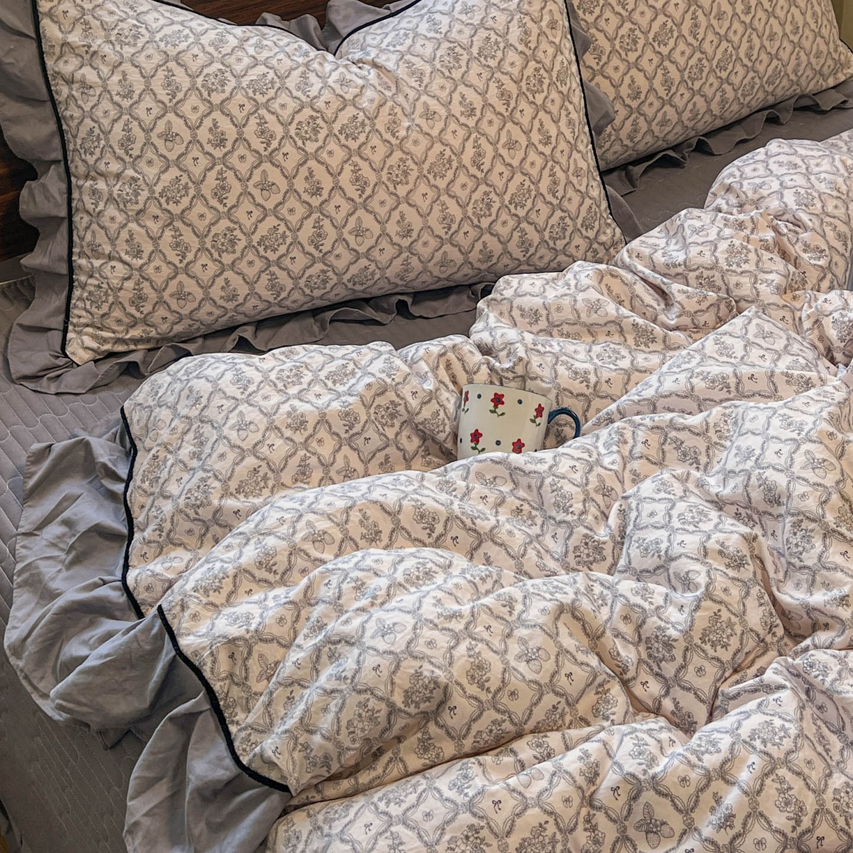 91家纺网 家纺一手货源 找家纺 美梦家纺 2025新款亲肤舒适高克重云感棉床盖四件套 安娜·蓝