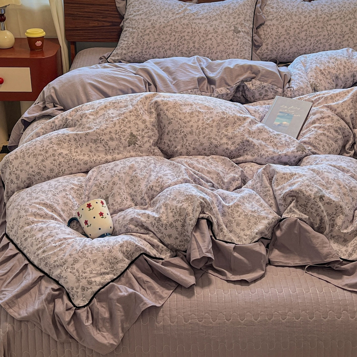 91家纺网 家纺一手货源 找家纺 美梦家纺 2025新款亲肤舒适高克重云感棉床盖四件套 巴洛克之恋·灰