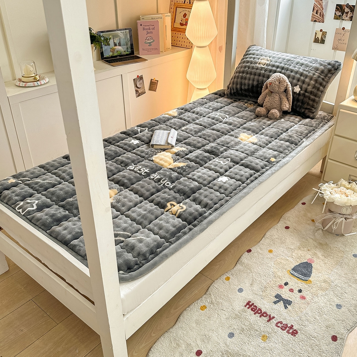 91家纺网 家纺一手货源 找家纺 （总）眠势力 2025新款牛奶绒泡泡床褥加绒仿兔毛绒床褥子秋冬保暖珊瑚绒夹棉学生上下铺床护垫