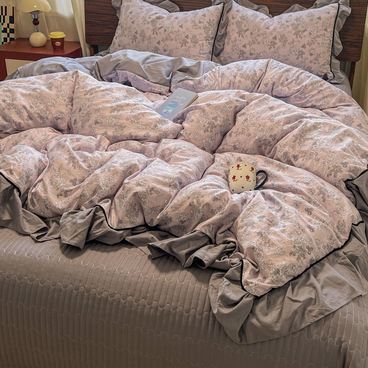 91家纺网 家纺一手货源 找家纺 美梦家纺 2025新款亲肤舒适高克重云感棉床盖四件套 法式情怀·蓝