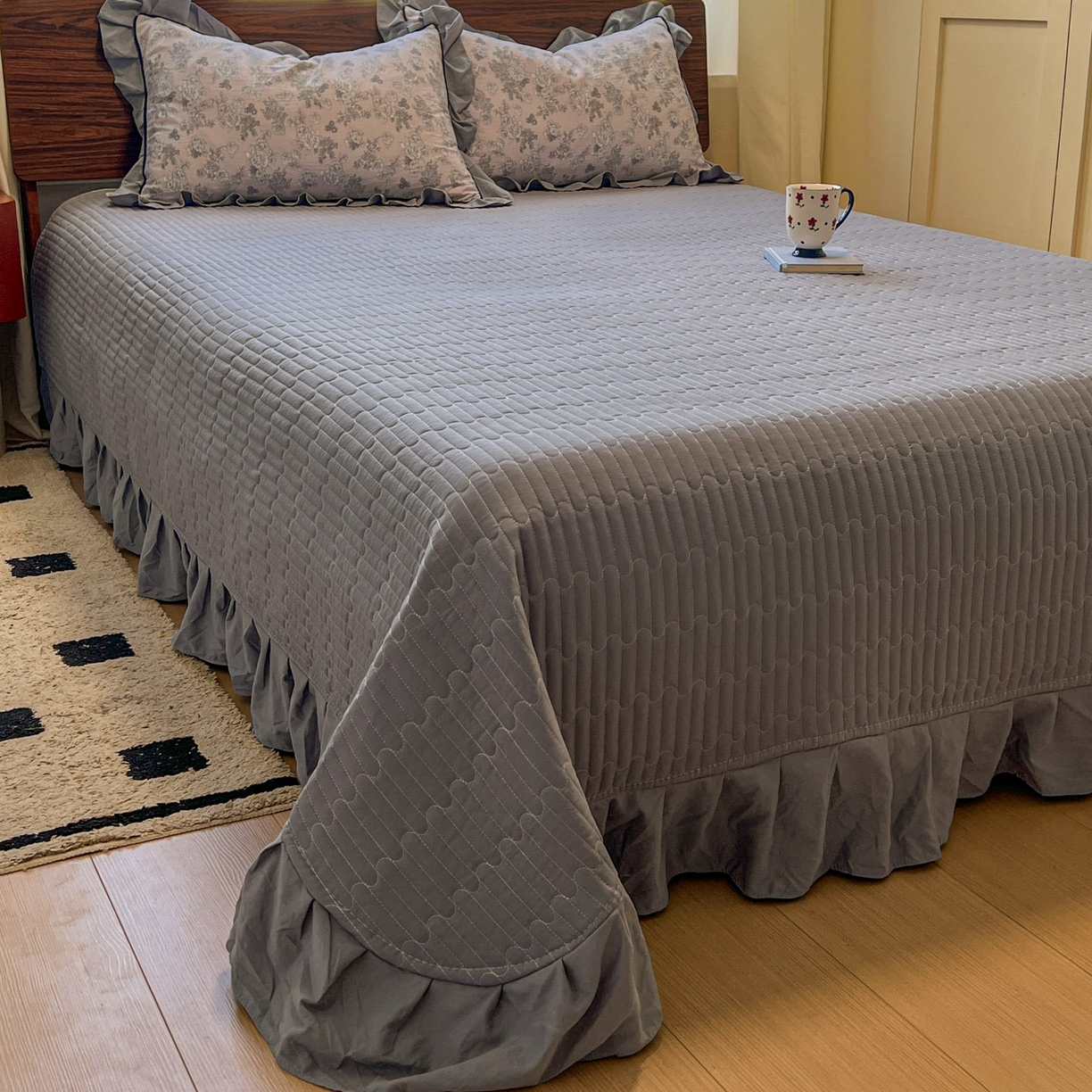 91家纺网 家纺一手货源 找家纺 美梦家纺 2025新款亲肤舒适高克重云感棉床盖四件套 法式情怀·蓝