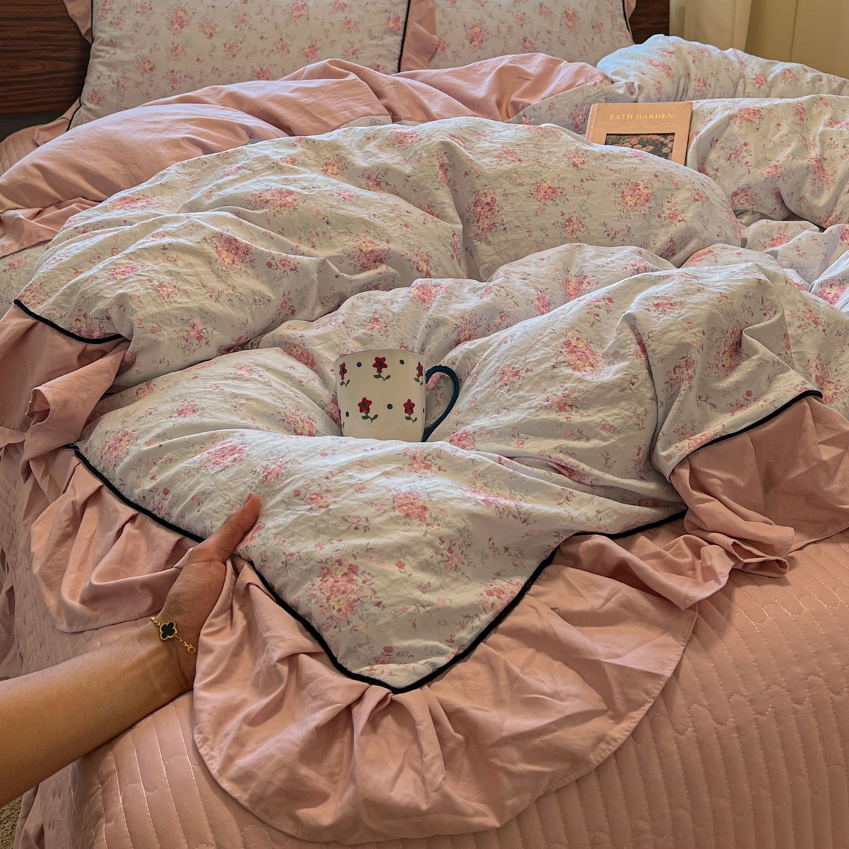 91家纺网 家纺一手货源 找家纺 美梦家纺 2025新款亲肤舒适高克重云感棉床盖四件套 芳草·蓝