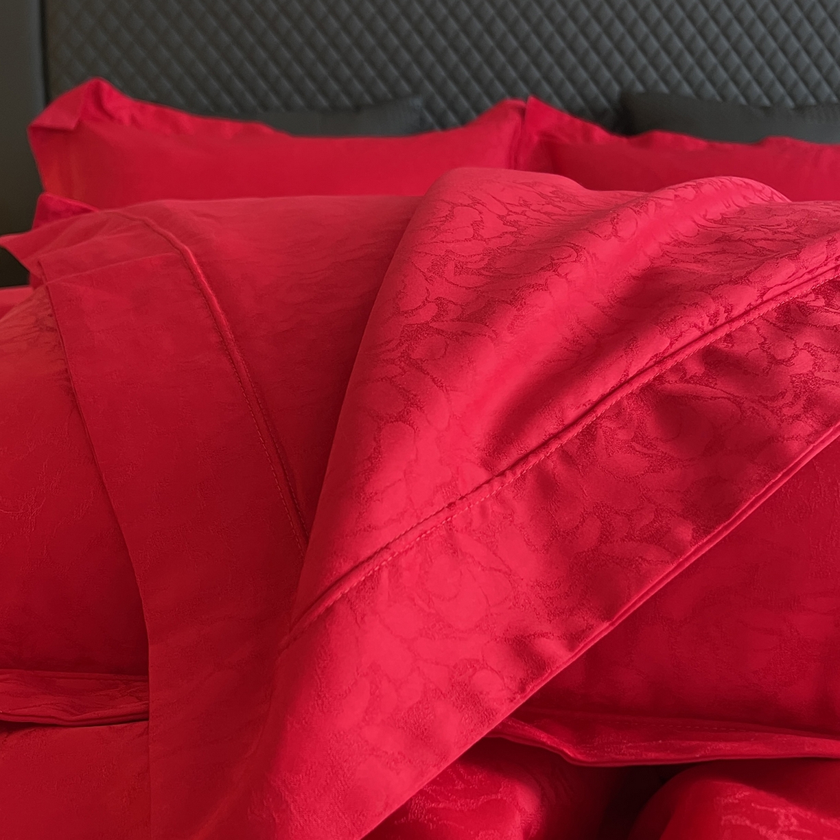 91家纺网 家纺一手货源 找家纺 莱豫家纺 2025秋冬新款长绒棉纯棉提花四件套 格蕾丝