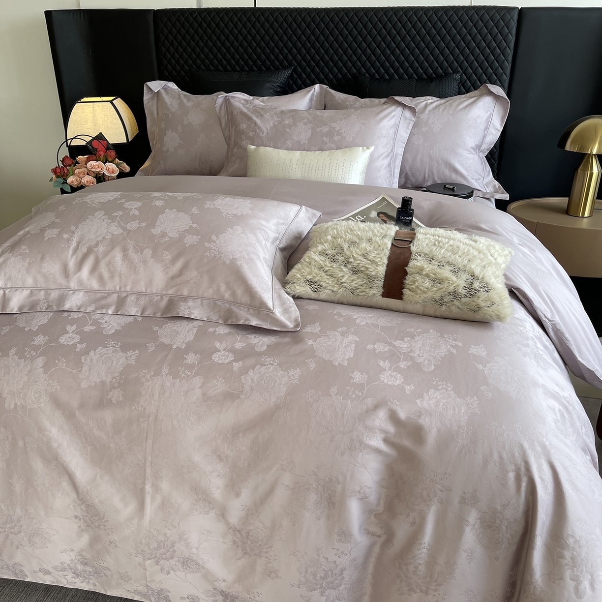 91家纺网 家纺一手货源 找家纺 莱豫家纺 2025秋冬新款长绒棉纯棉提花四件套 佩斯莉