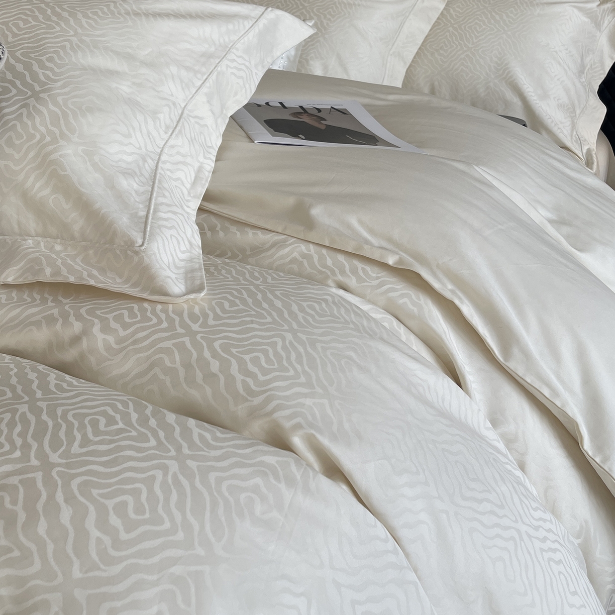 91家纺网 家纺一手货源 找家纺 莱豫家纺 2025秋冬新款长绒棉纯棉提花四件套 莱蒙