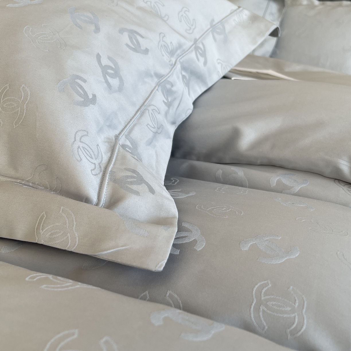 91家纺网 家纺一手货源 找家纺 莱豫家纺 2025秋冬新款长绒棉纯棉提花四件套 佐罗