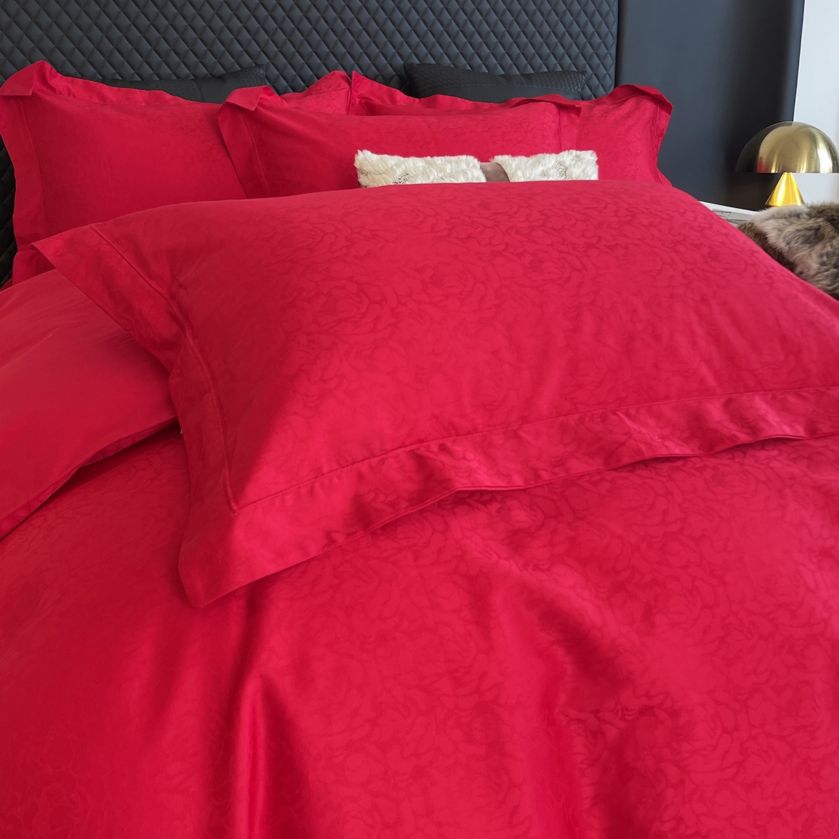 91家纺网 家纺一手货源 找家纺 莱豫家纺 2025秋冬新款长绒棉纯棉提花四件套 格蕾丝