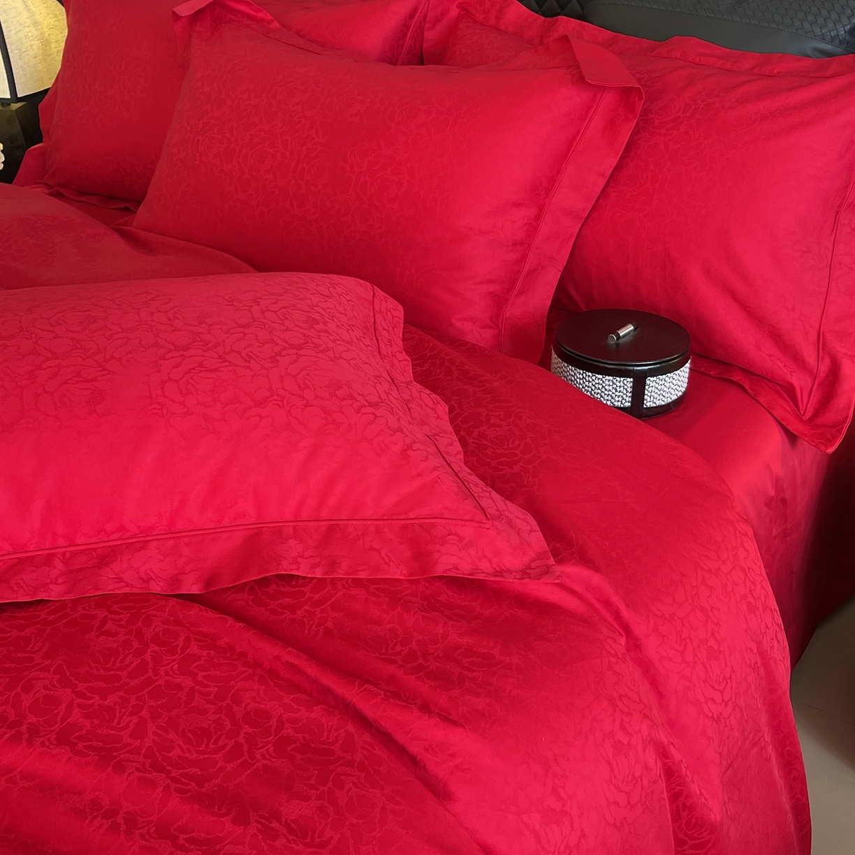 91家纺网 家纺一手货源 找家纺 莱豫家纺 2025秋冬新款长绒棉纯棉提花四件套 格蕾丝