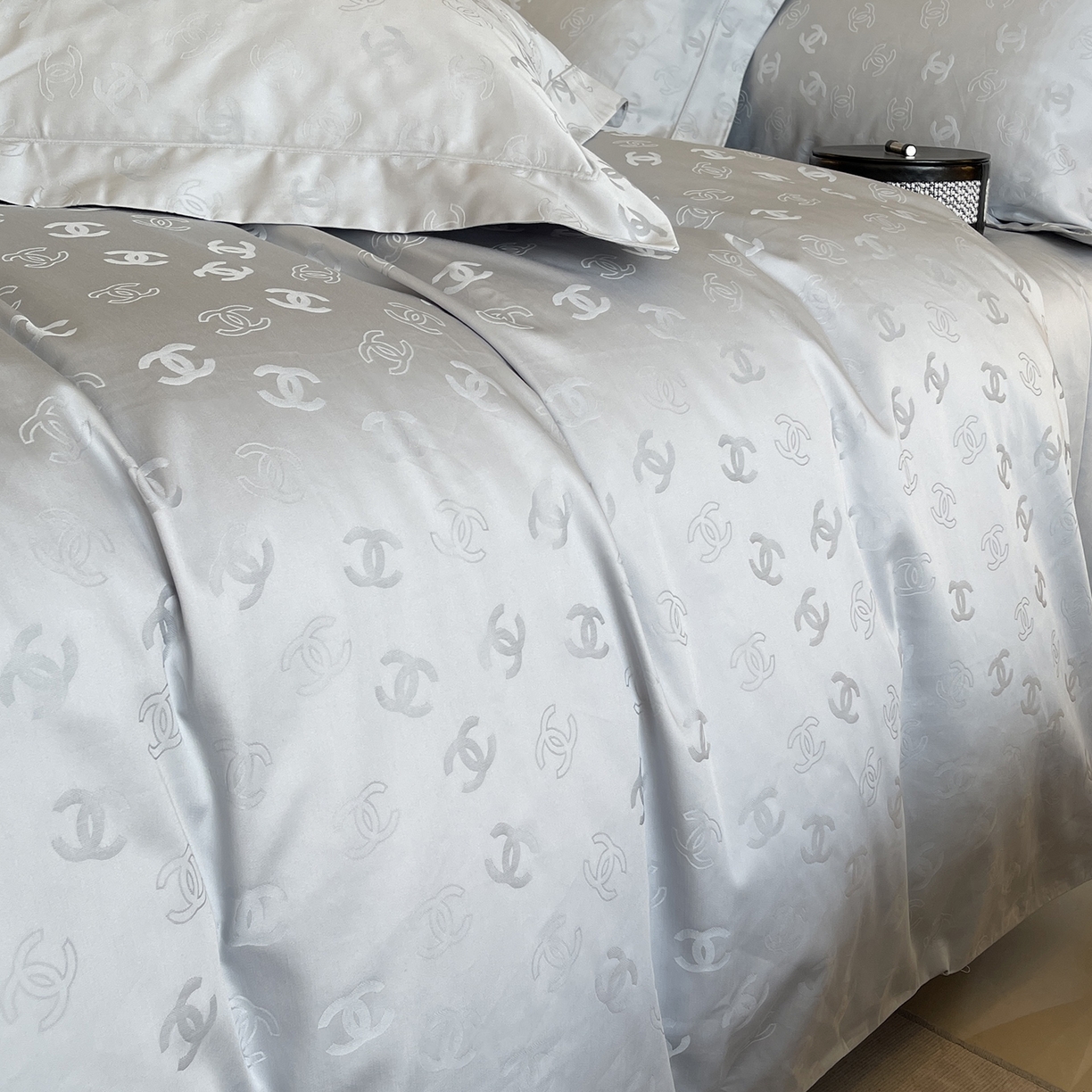 91家纺网 家纺一手货源 找家纺 莱豫家纺 2025秋冬新款长绒棉纯棉提花四件套 佐罗