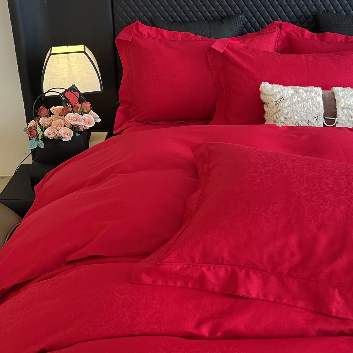 91家纺网 家纺一手货源 找家纺 莱豫家纺 2025秋冬新款长绒棉纯棉提花四件套 格蕾丝