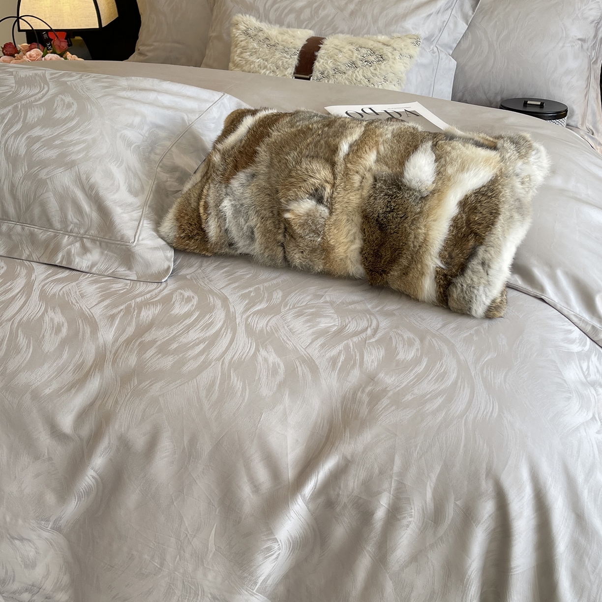 91家纺网 家纺一手货源 找家纺 莱豫家纺 2025秋冬新款长绒棉纯棉提花四件套 爱洛斯