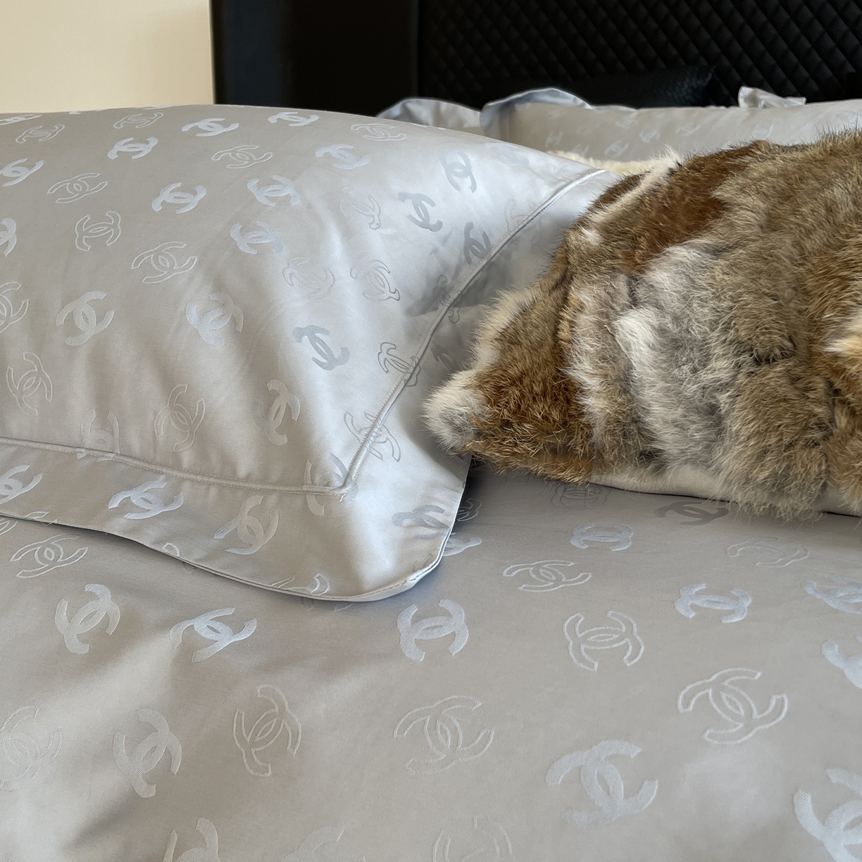 91家纺网 家纺一手货源 找家纺 莱豫家纺 2025秋冬新款长绒棉纯棉提花四件套 佐罗