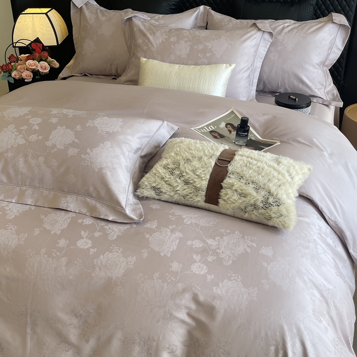 91家纺网 家纺一手货源 找家纺 莱豫家纺 2025秋冬新款长绒棉纯棉提花四件套 佩斯莉