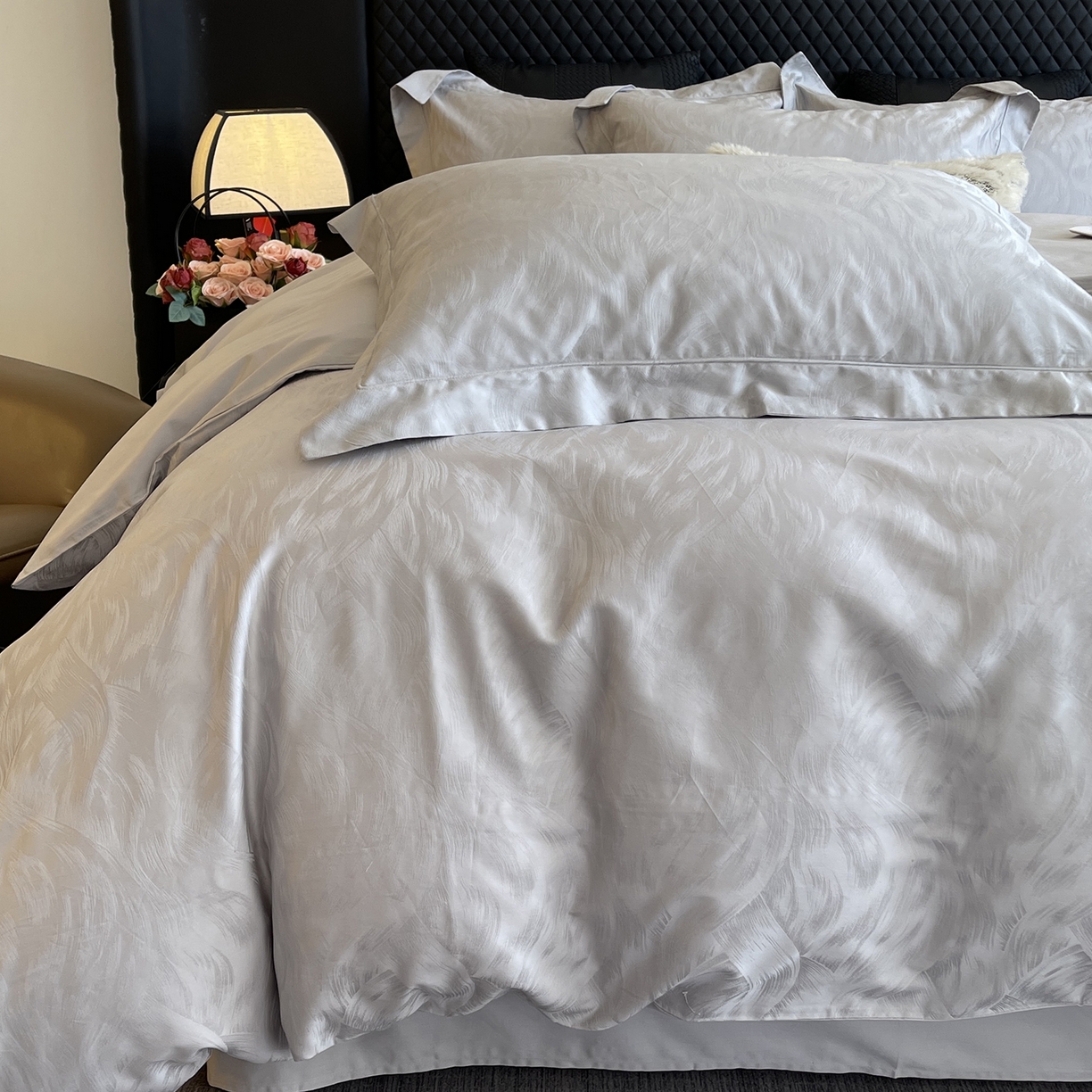 91家纺网 家纺一手货源 找家纺 莱豫家纺 2025秋冬新款长绒棉纯棉提花四件套 爱洛斯