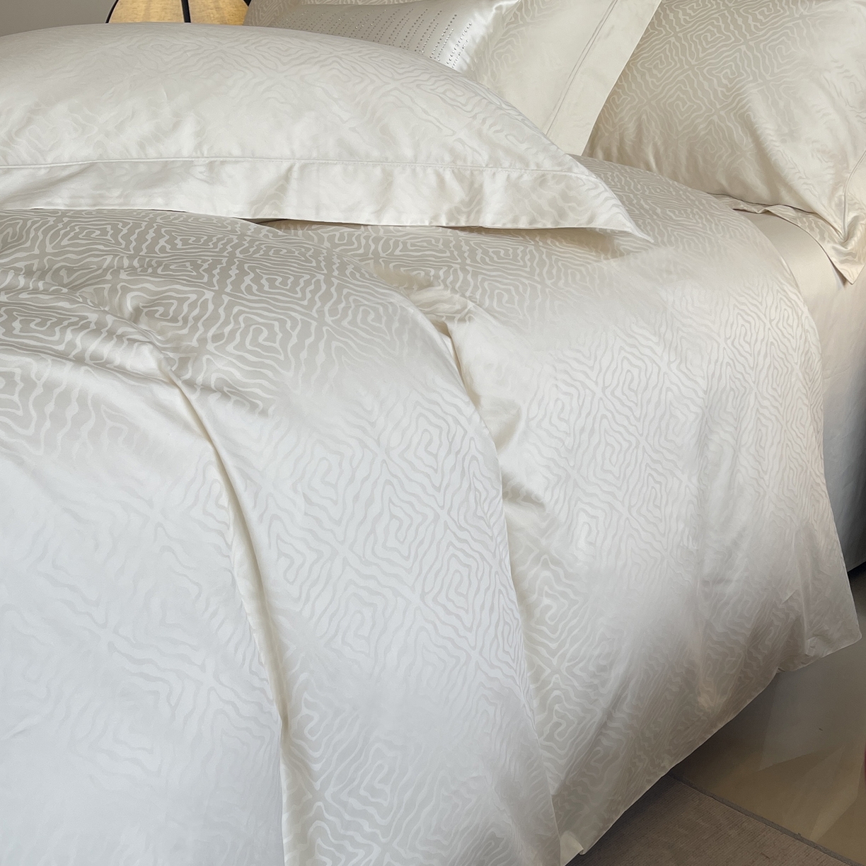 91家纺网 家纺一手货源 找家纺 莱豫家纺 2025秋冬新款长绒棉纯棉提花四件套 莱蒙